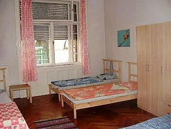 1St Hostel Budapest